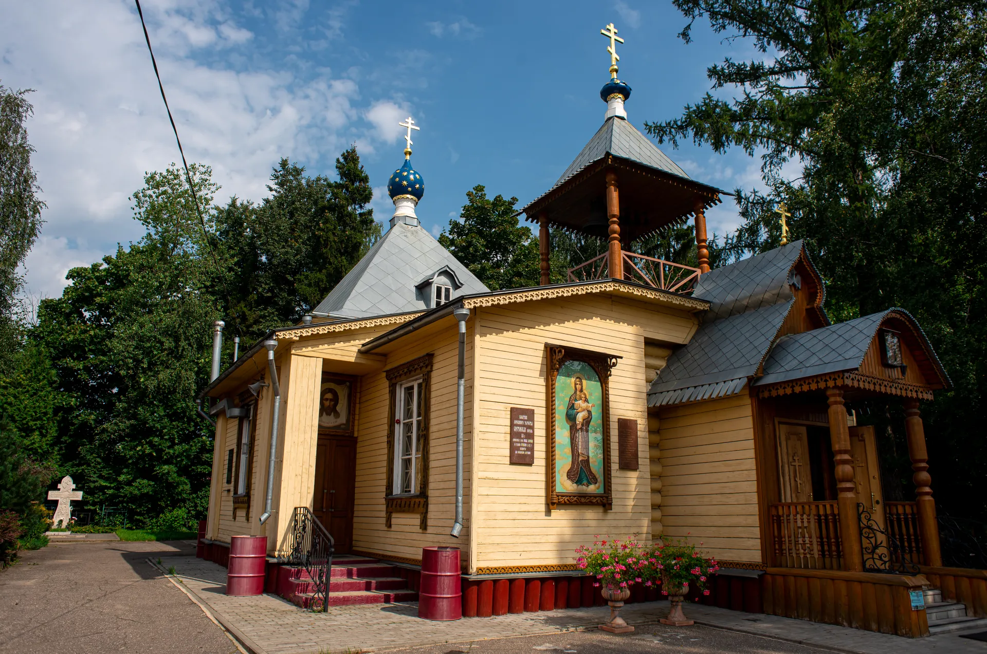 Церковь Сретения Господня в Новой Деревне