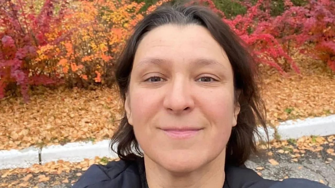 51-летняя звезда «Сватов» Олеся Железняк показала фото с 19-летней дочерью