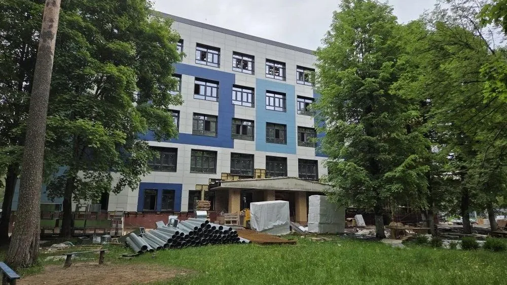 В Красноармейске наполовину выполнили капремонт Центра образования